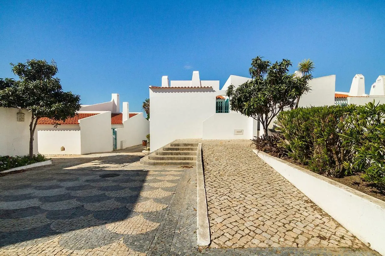 Liiiving In Algarve - Alvor Blue Villa Portugal