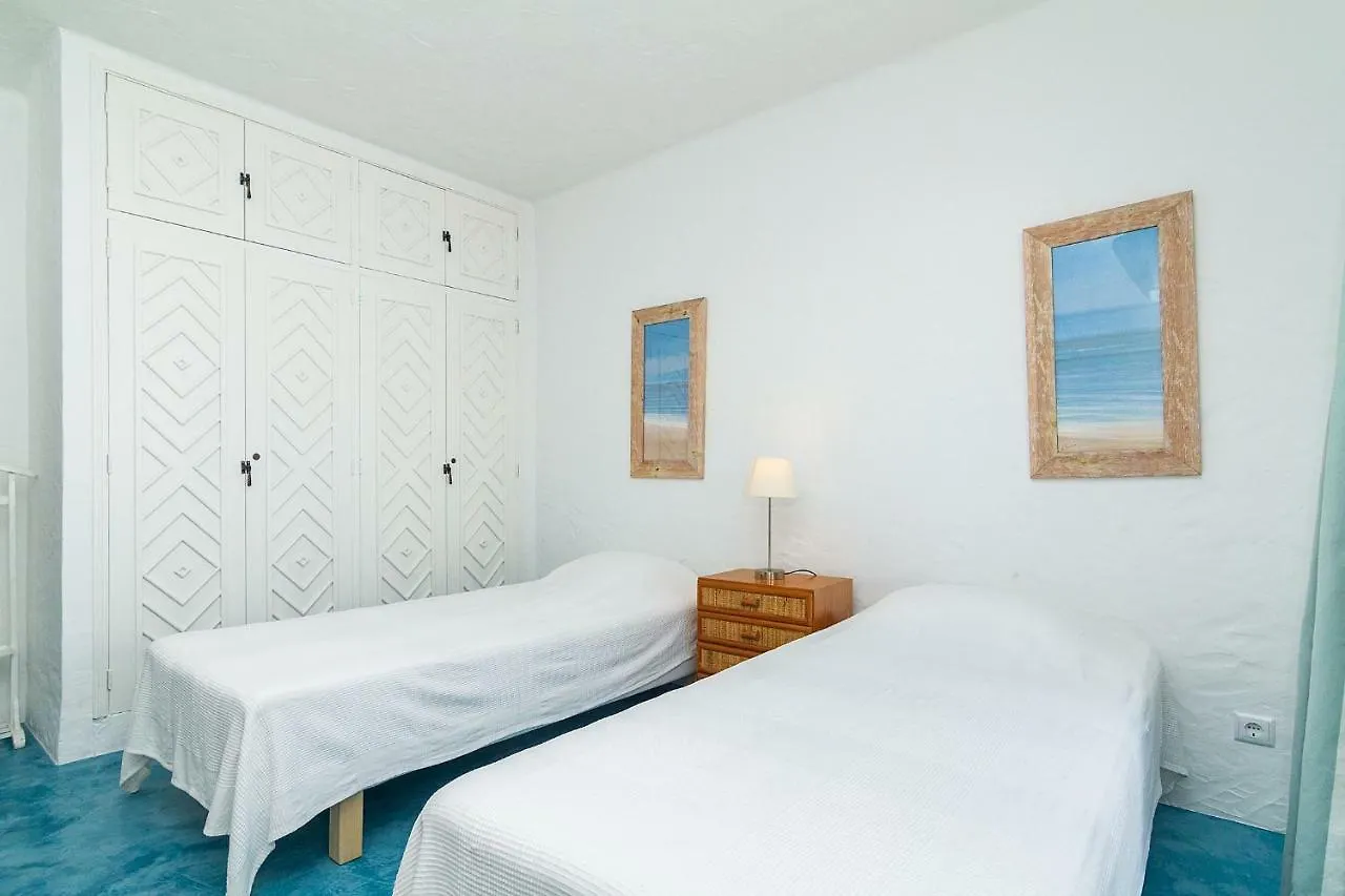 Liiiving In Algarve - Alvor Blue Villa